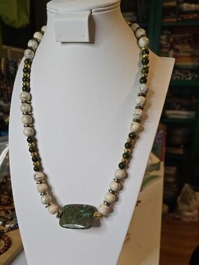 Cream and Green Beaded Necklace with Green Stone Center